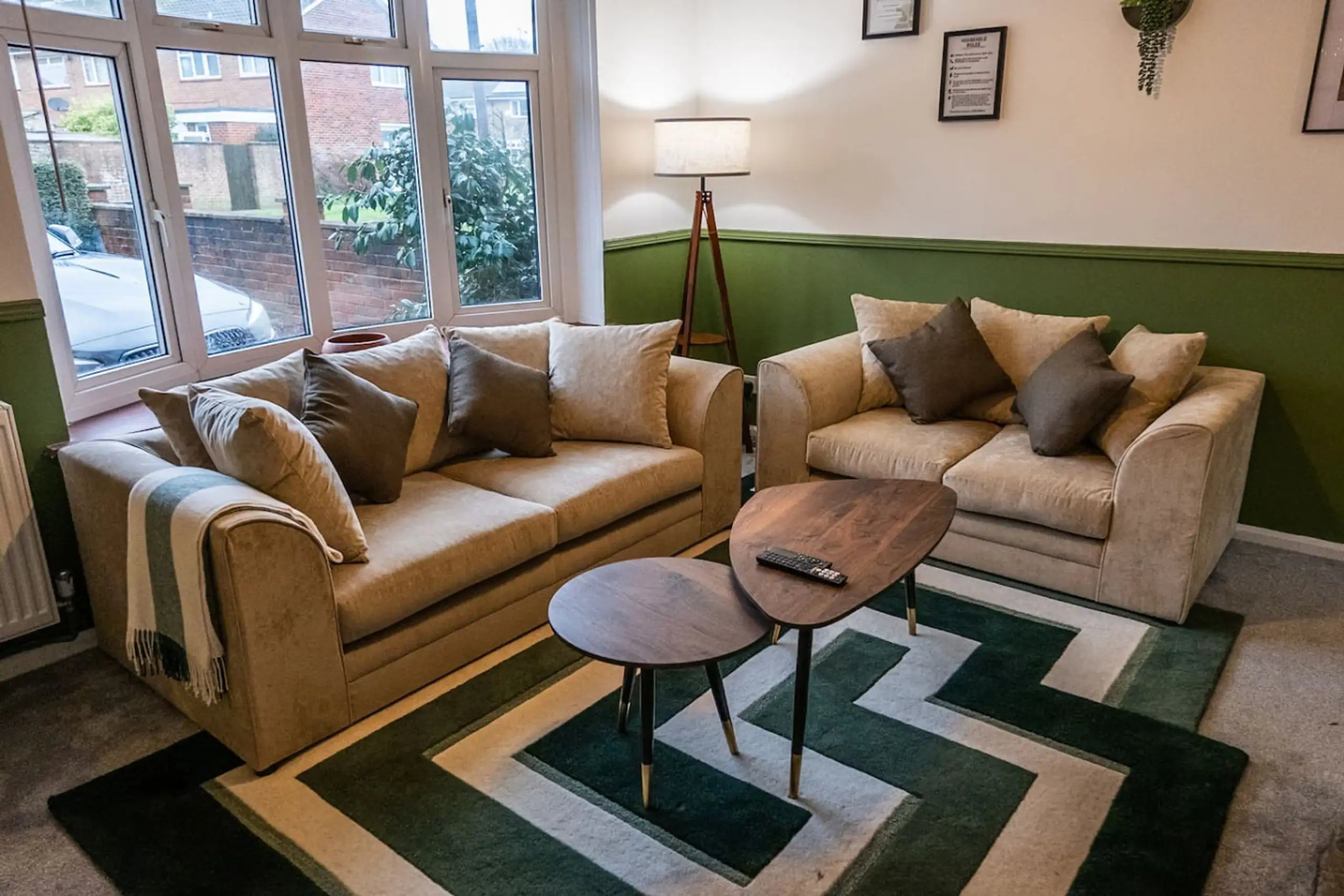 Serviced accommodation Crawley, West Sussex