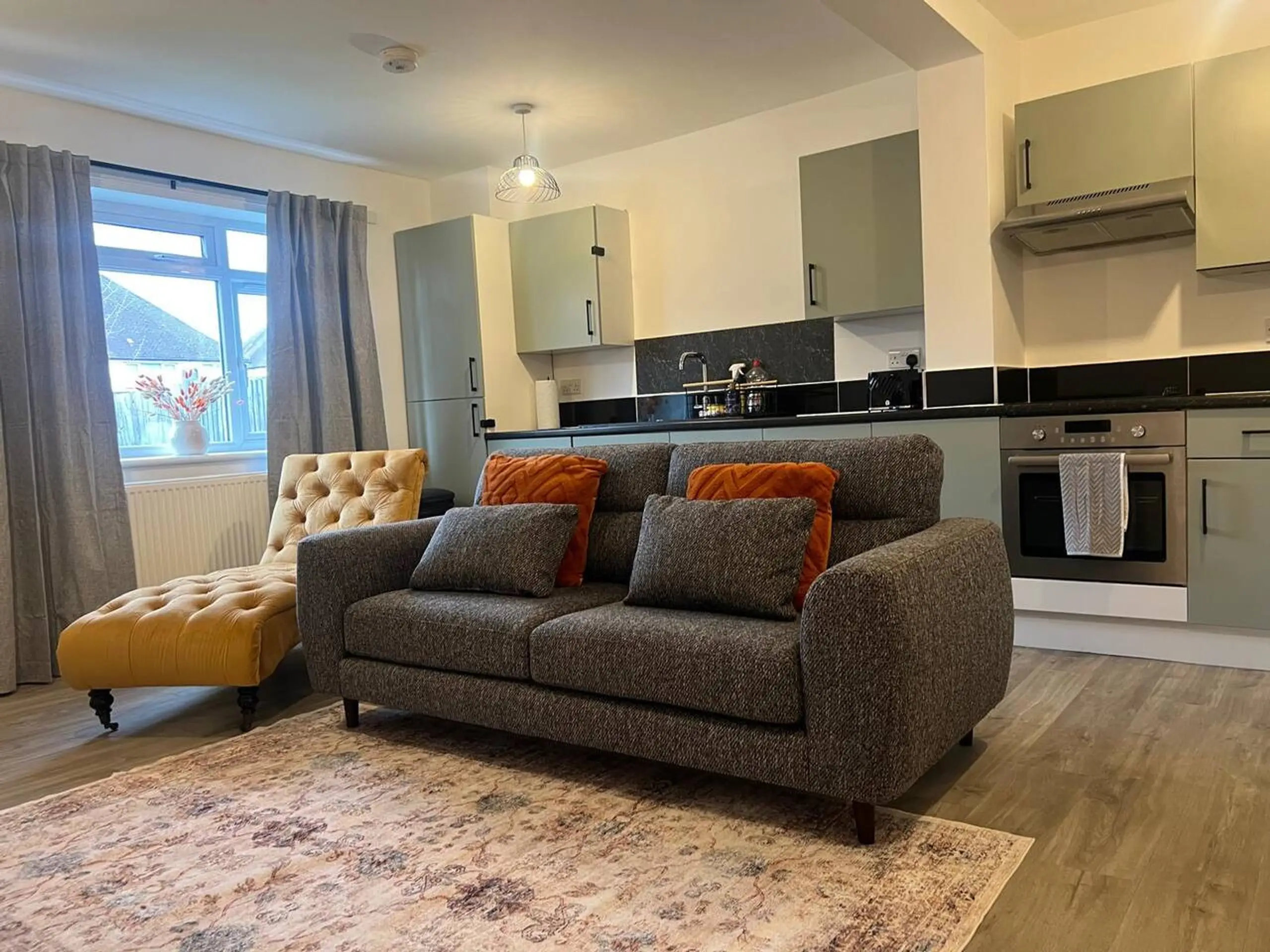 Serviced accommodation Horley near Gatwick Airport